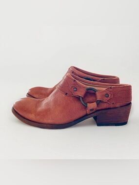 Vintage Frye Harness Mules Carson Belted Harness Clogs in red